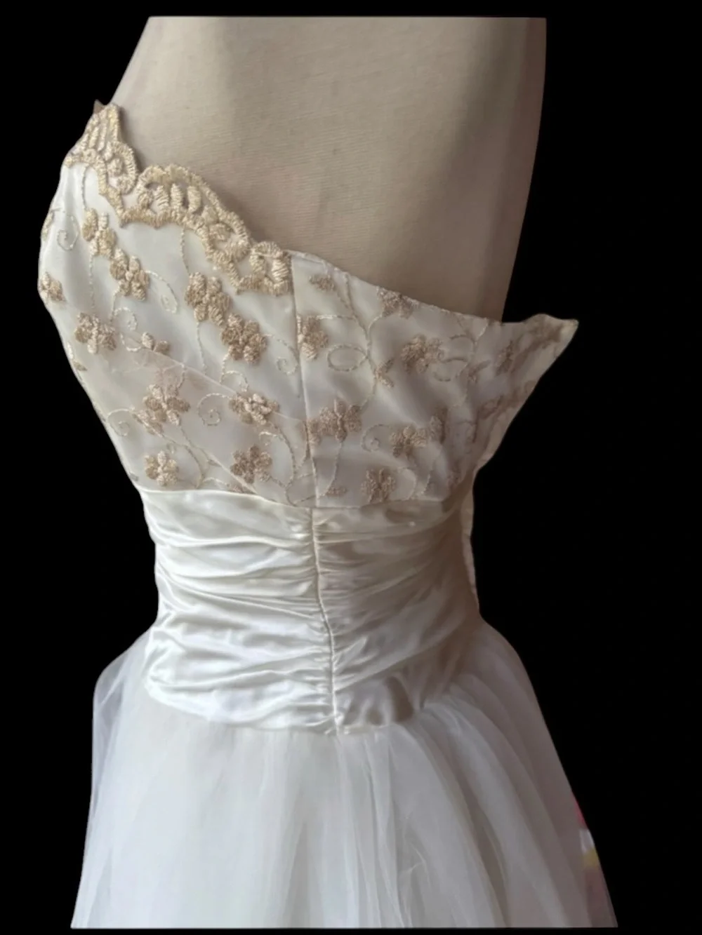 1980s/90s Jessica McClintock for Gunne Sax Off White Embroidered Satin Tulle Par